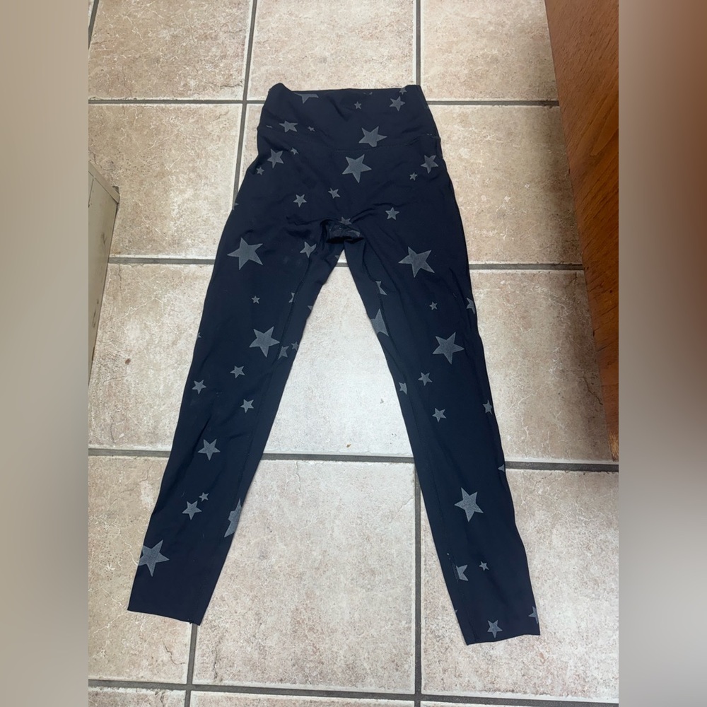 Black Star Pattern Leggings - Picture 4 of 7